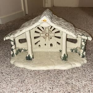 Hawthorne Village Creche Irish Nativity Replacement Creche Only